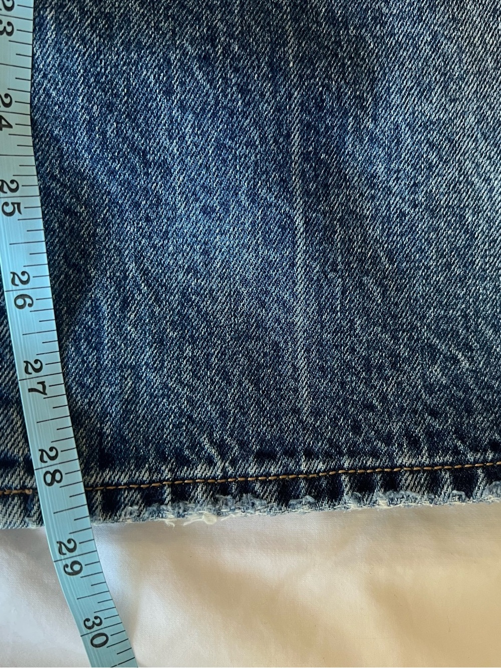 PISTOLA LEXI MID RISE BOWED STRAIGHT JEAN - ARTISAN size 26 - Picture 9 of 10